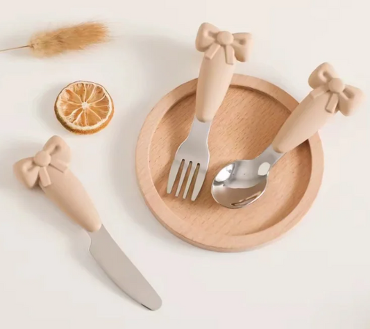 BPA Free Silicone Bow Baby Utensils